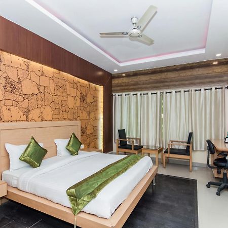 Hotel Citi Club Kanpur Esterno foto