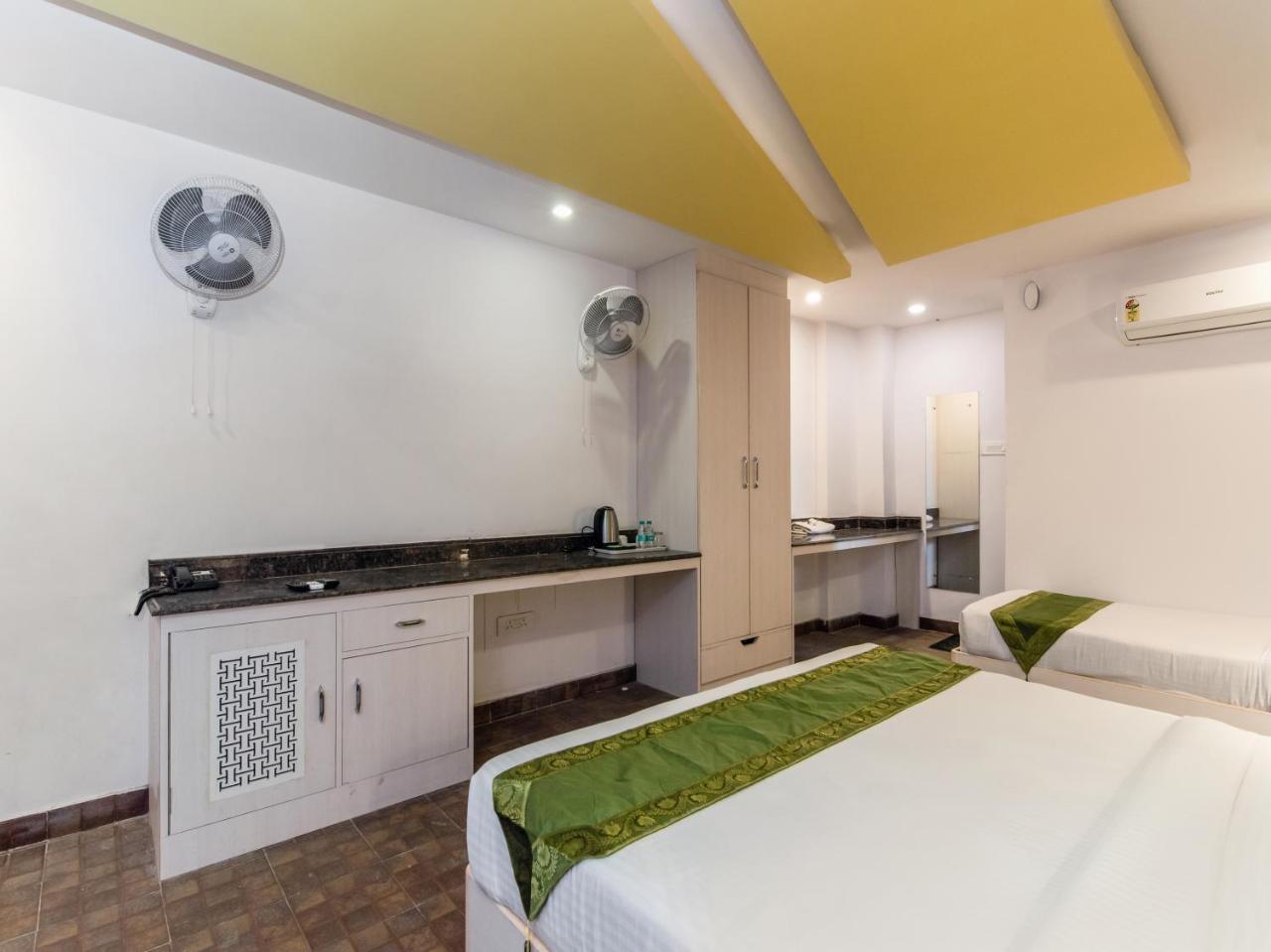 Hotel Citi Club Kanpur Esterno foto
