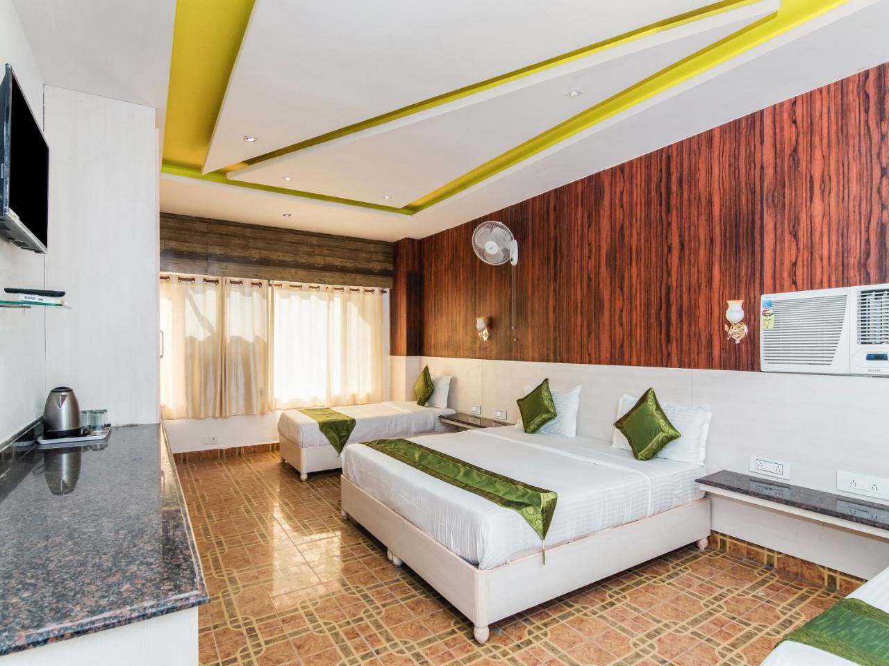 Hotel Citi Club Kanpur Esterno foto
