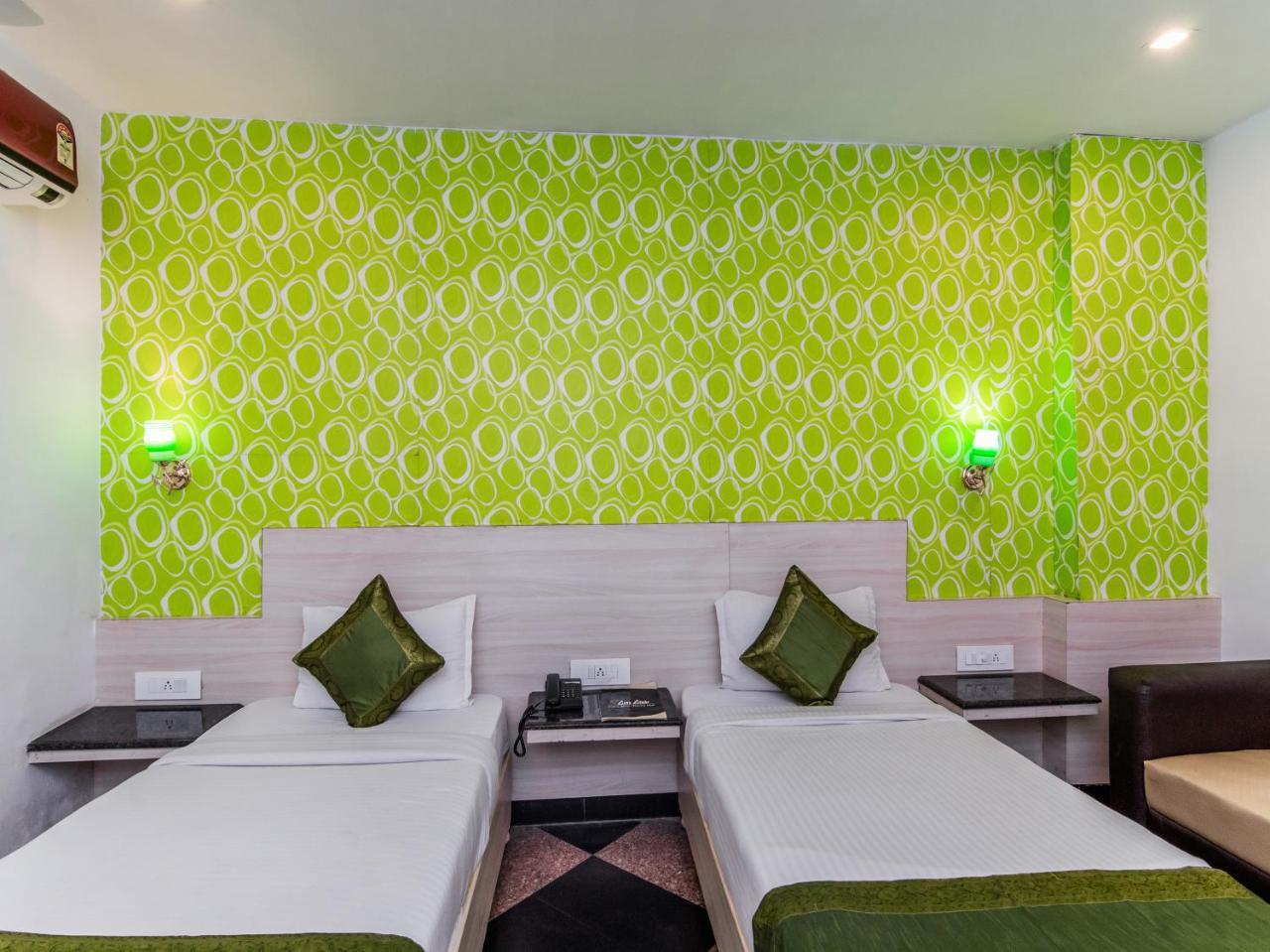 Hotel Citi Club Kanpur Esterno foto