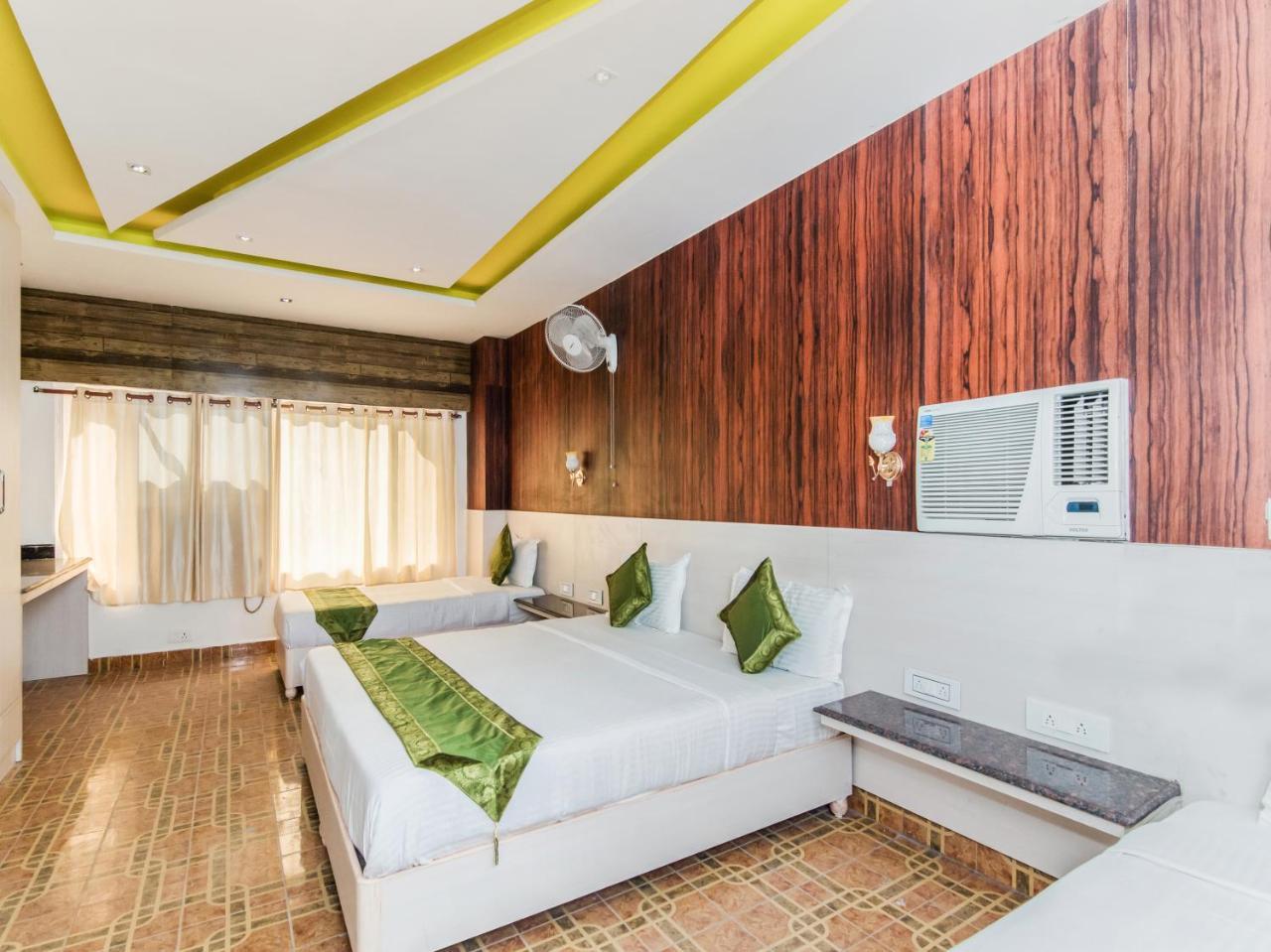 Hotel Citi Club Kanpur Esterno foto