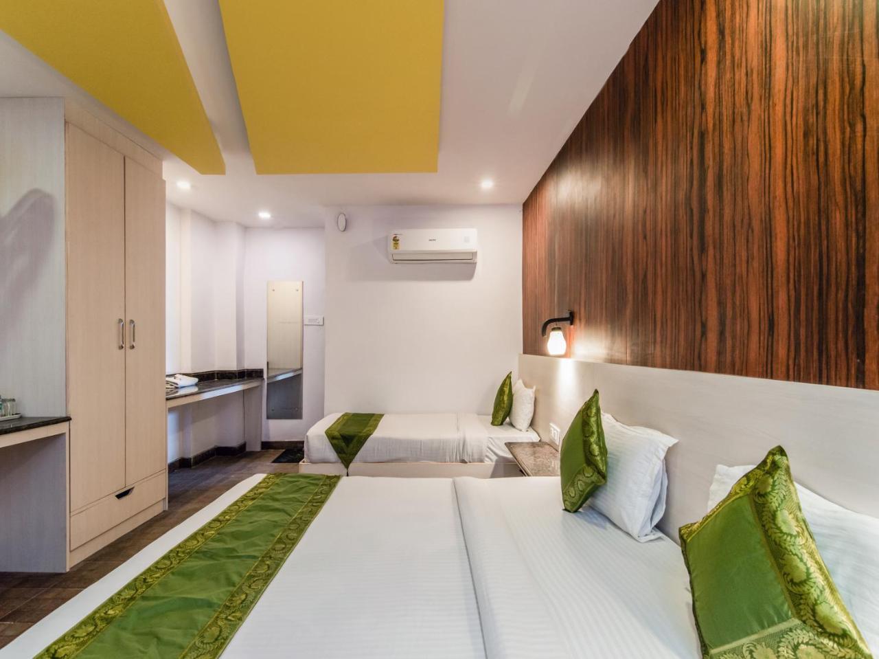 Hotel Citi Club Kanpur Esterno foto