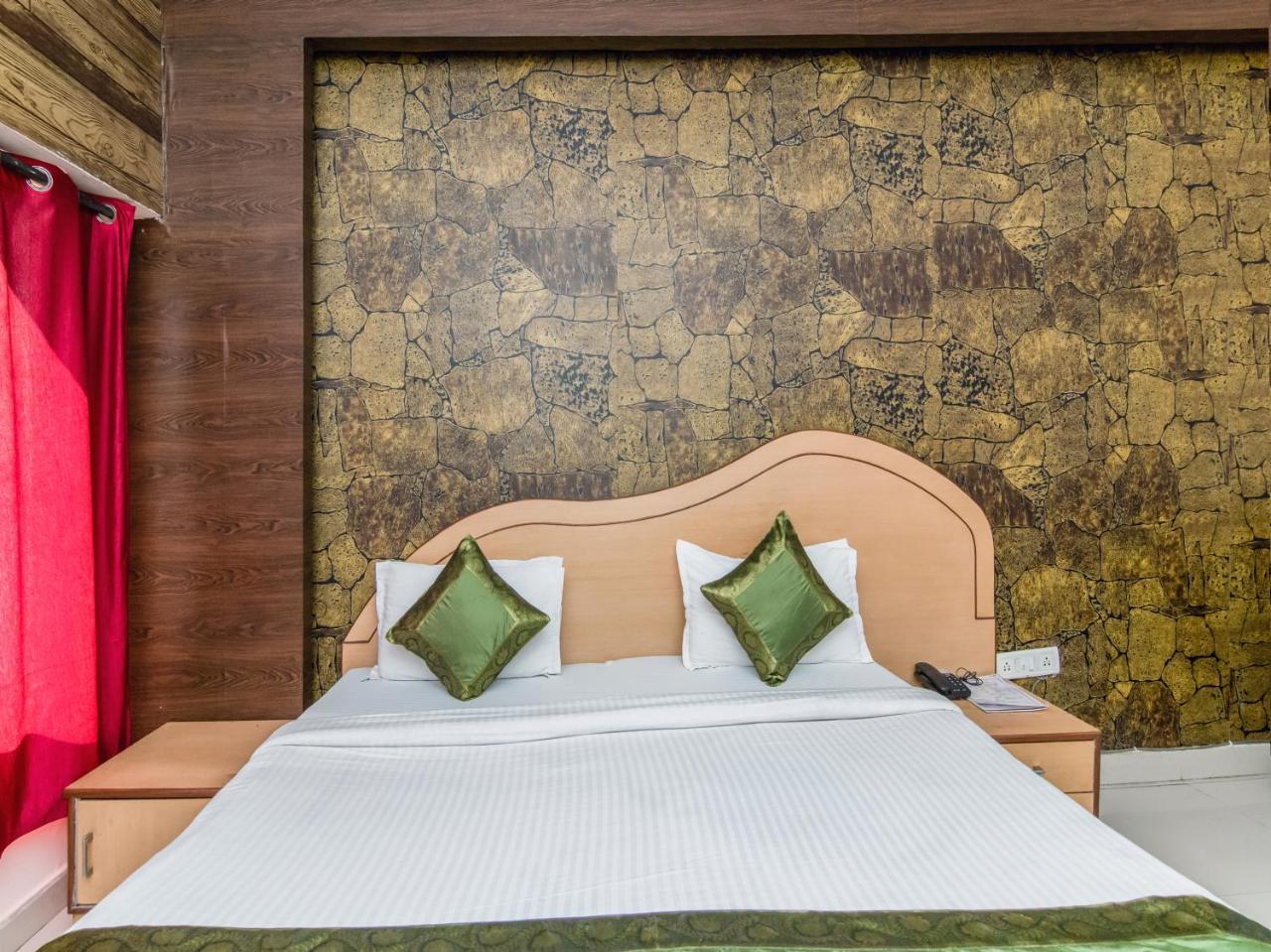 Hotel Citi Club Kanpur Esterno foto