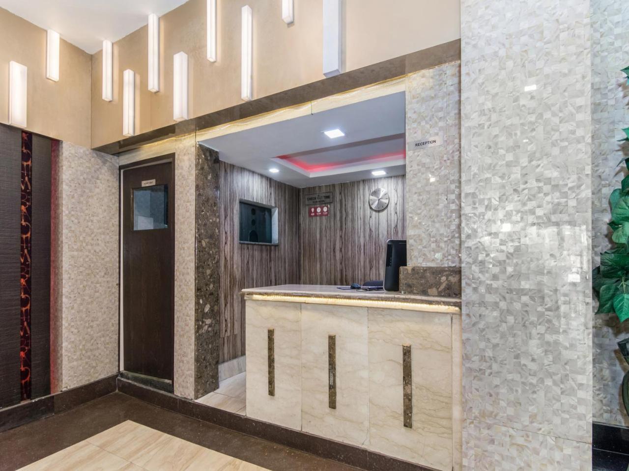 Hotel Citi Club Kanpur Esterno foto