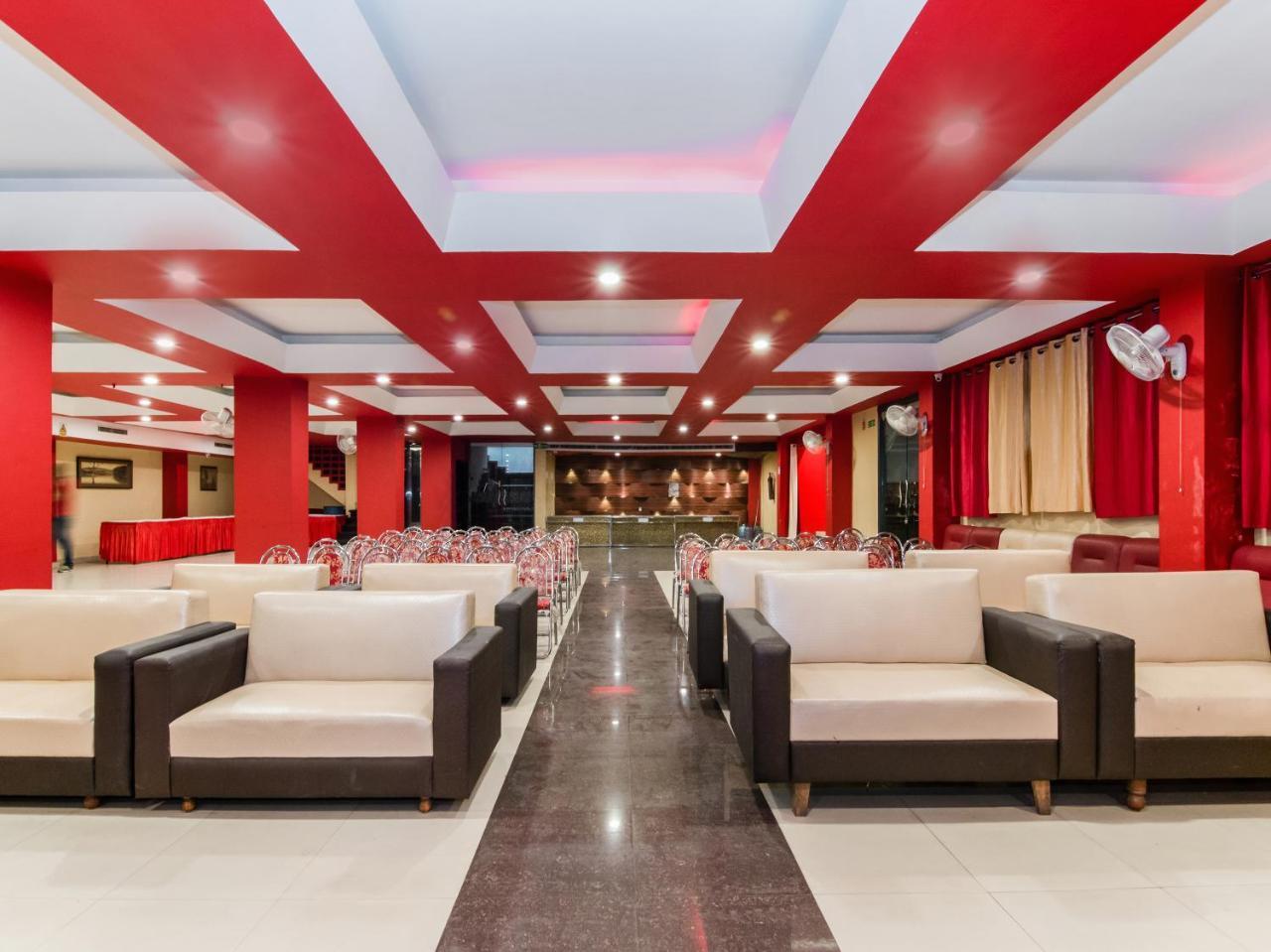 Hotel Citi Club Kanpur Esterno foto