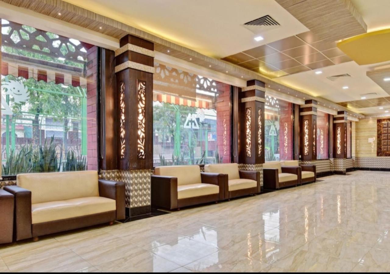 Hotel Citi Club Kanpur Esterno foto