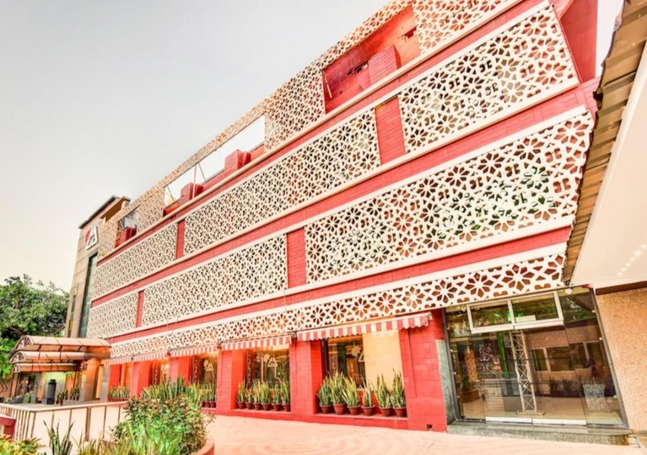 Hotel Citi Club Kanpur Esterno foto