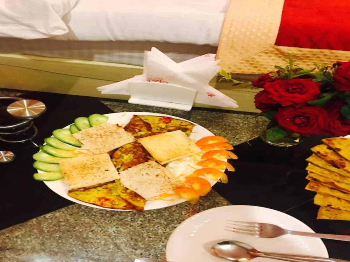 Hotel Citi Club Kanpur Esterno foto